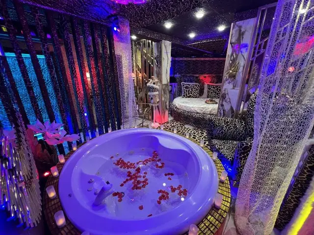 X Hotel Salem