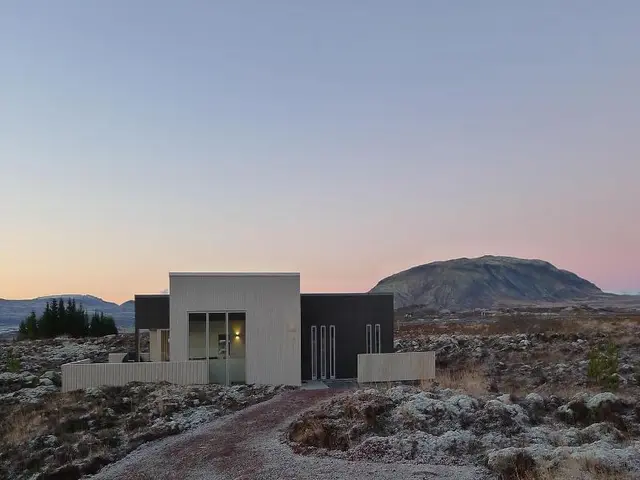 Kerbyggd Luxury House And Cottage In Golden Circl