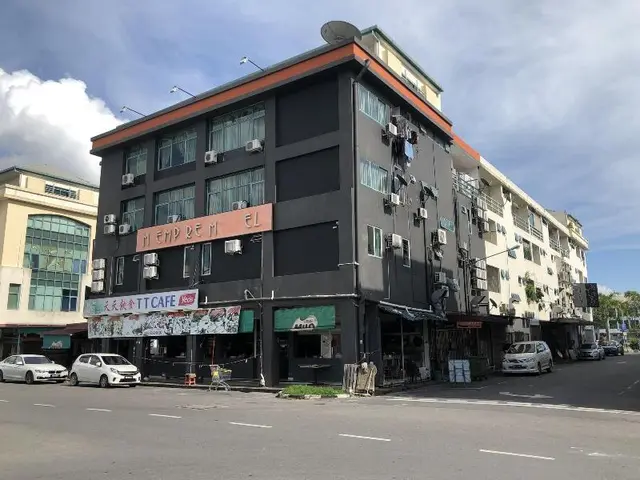 Oyo 90668 Joy Inn