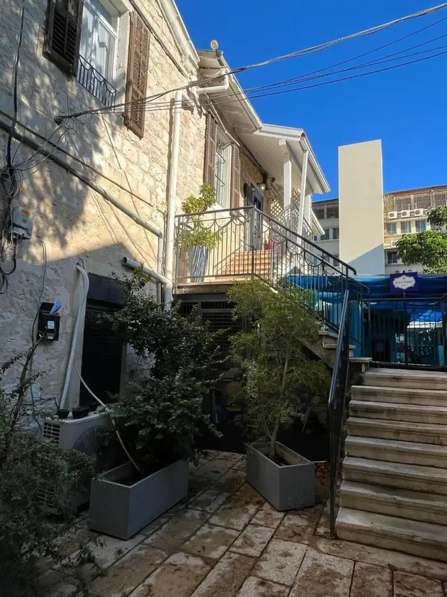 City Port Hotel