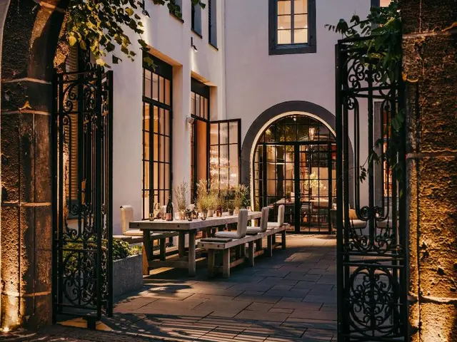 Hotel Purs