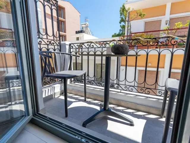Metropolitan Pearl Boutique Hotel