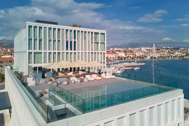 Hotel Ambasador