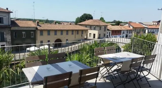 La Corte Sul Naviglio