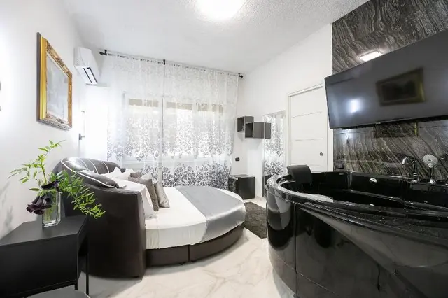 Gregorio Vii Luxury Suites San Damaso