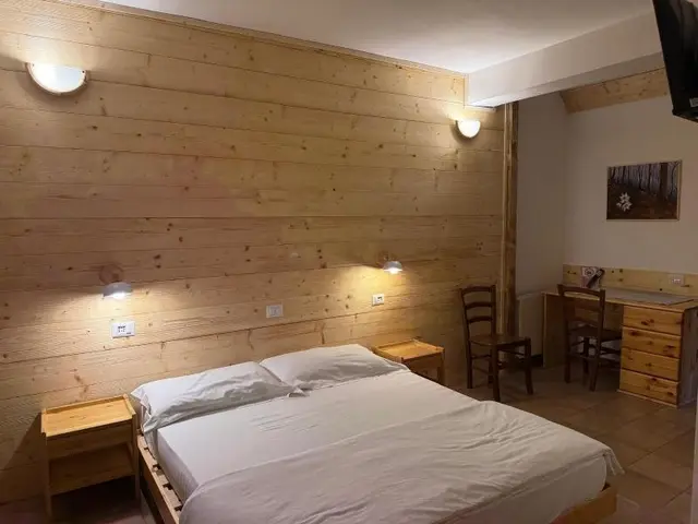 Hotel Ristorante Sassi Rossi