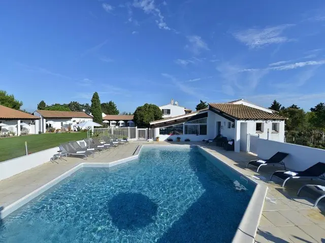 Hotel Mas De La Grenouillere