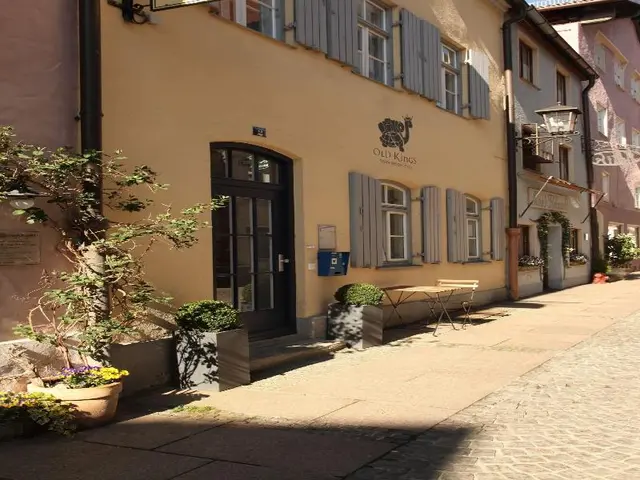 Old Kings Fussen Design Hostel