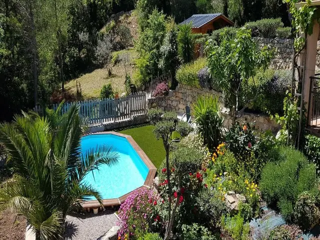 L Estuve Provencale