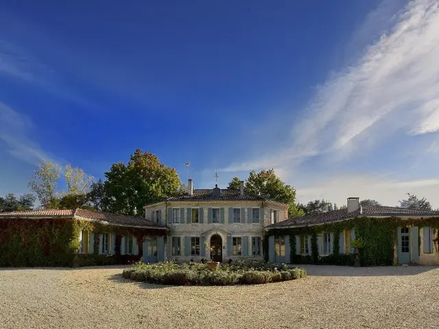 Chateau De L Isle Chambres D Hotes