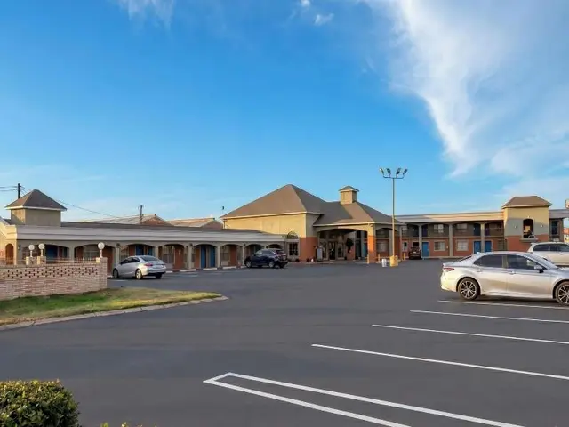 Aloha Inn