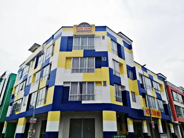 Sun Inns Meru Raya