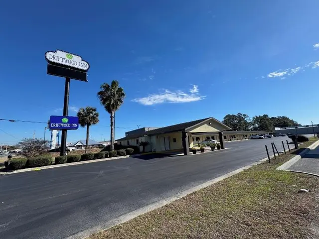 Driftwood Inn