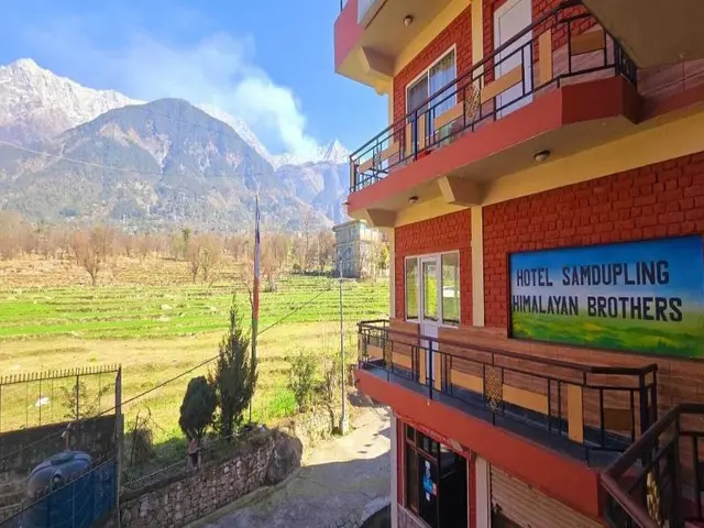 Samdupling Guest House