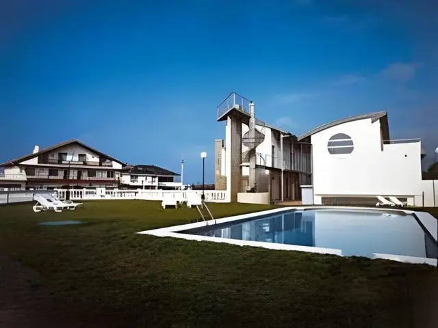 Apartamentos El Caserio