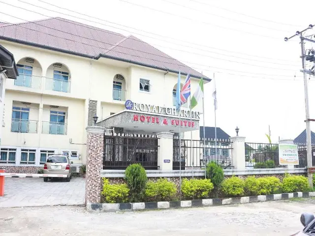 Royal Charlin Hotel And Suites