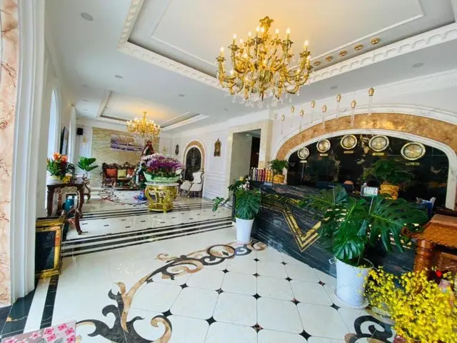 Peach Valley Hotel
