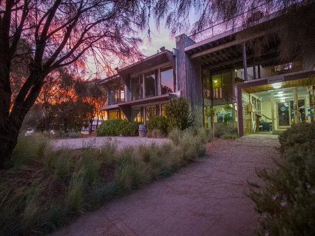 Apollo Bay Eco Yha