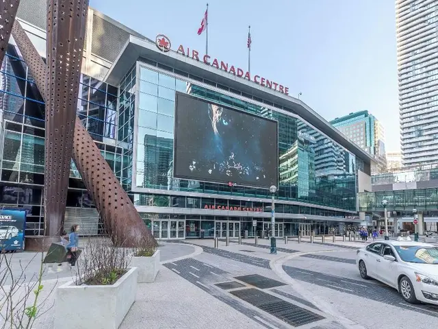 Globalstay. Maple Leaf Square