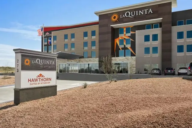 La Quinta Inn & Suites By Wyndham Del Rio