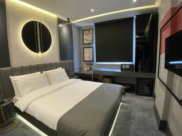 Mellday Hotel
