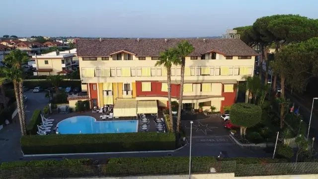 Agora Hotel Sure Hotel Collection By BW