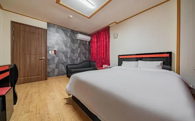 Jeju Happy Hotel