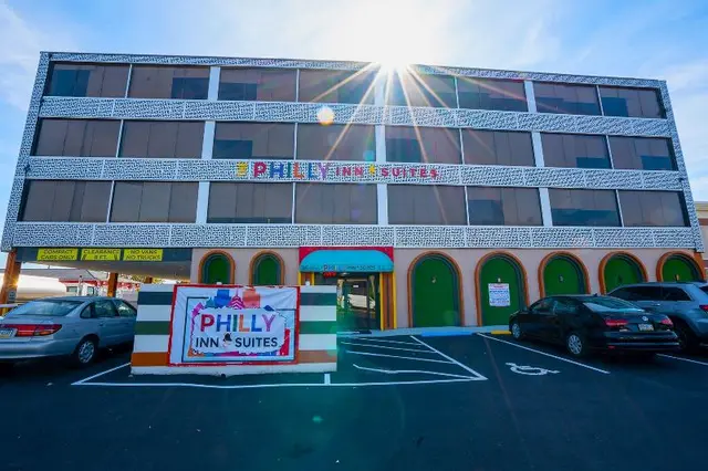 Philly Inn & Suites