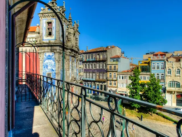 Porto Cinema Apartments