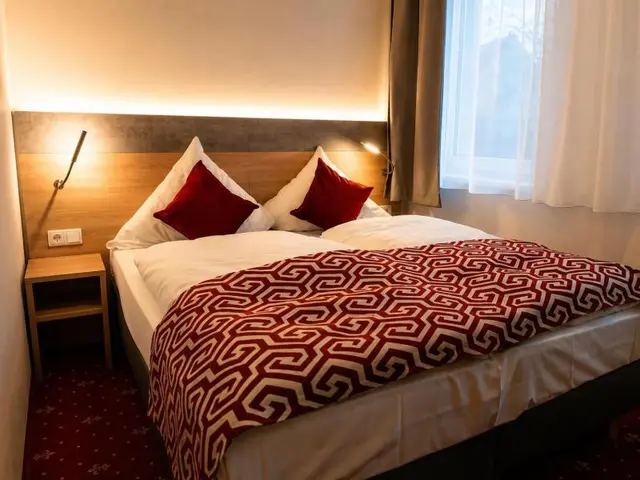 Hotel Mona