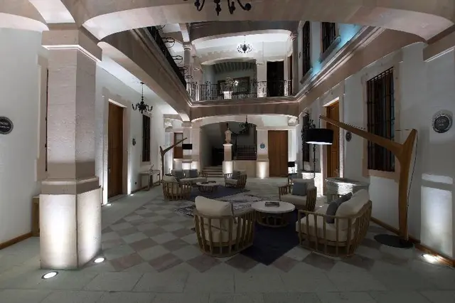 Nueve 25 Hotel