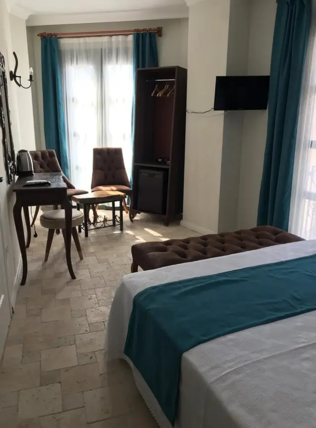 Ayvalik Rebetiko Otel