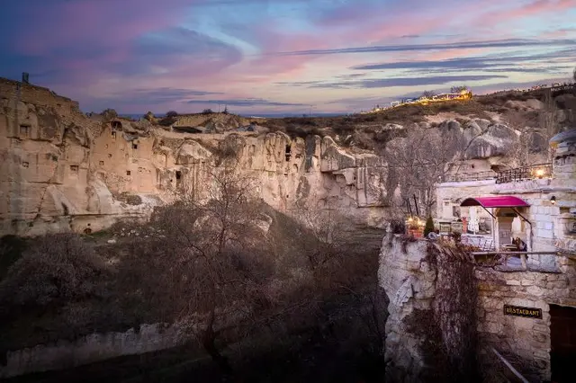 Splendid Cave Hotel