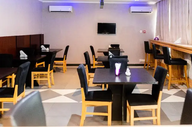 Msquare Hotel Gra
