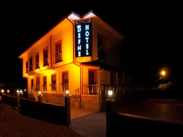 Defne Otel
