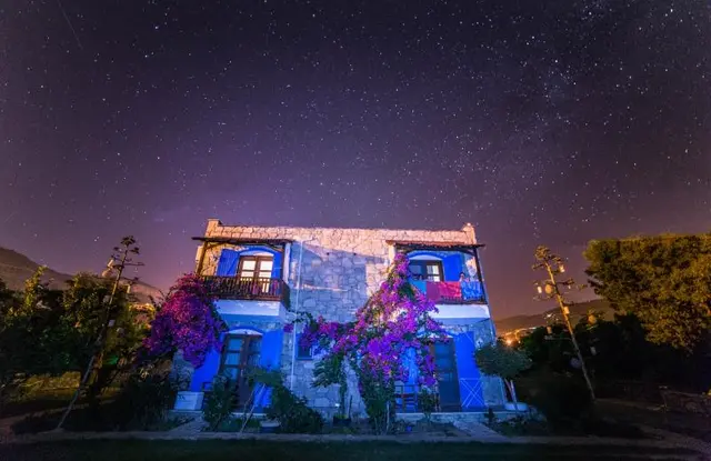Kabuk Ev Butik Otel