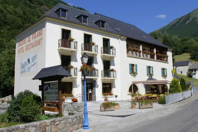 Logis Hotel La Breche De Roland