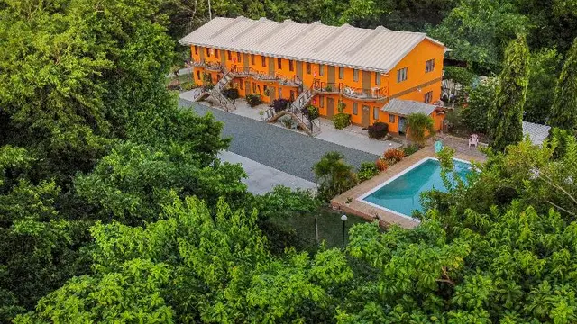 Eco Park Inn