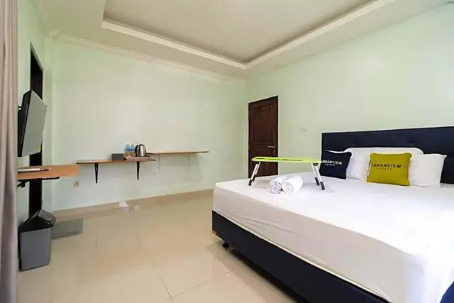 Urbanview Hotel Kampung Istal Megamendung Puncak