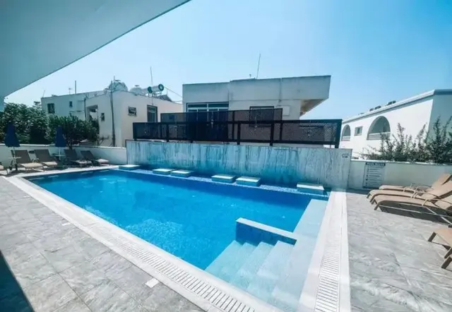 Sunny Blue Hotel