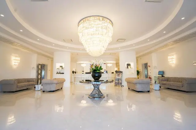 Pm Hotel