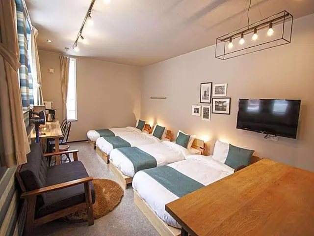 Uchi Living Stay Kcu