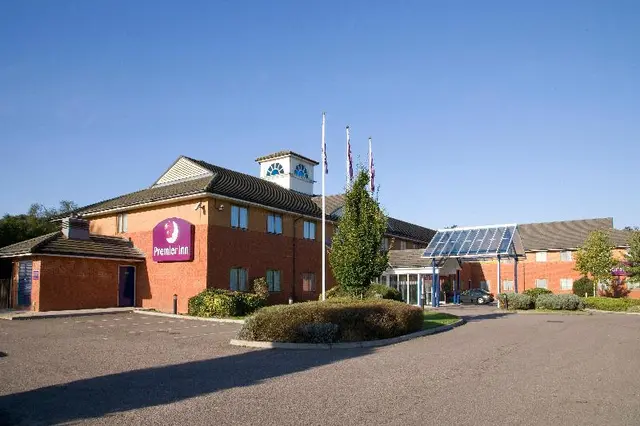 Premier Inn Luton South - M1 J9
