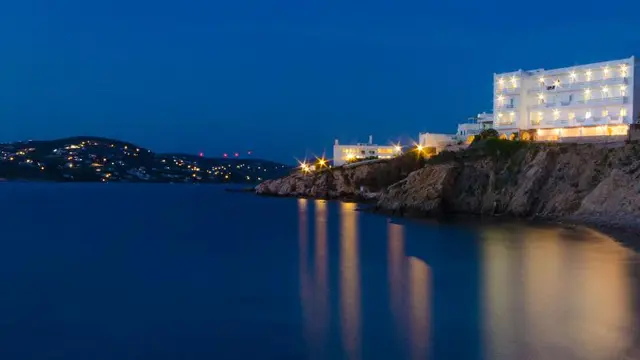 Nikolas Hotel