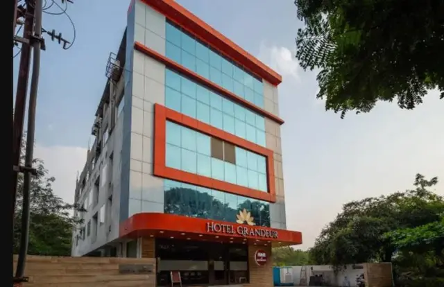 Hotel Grandeur