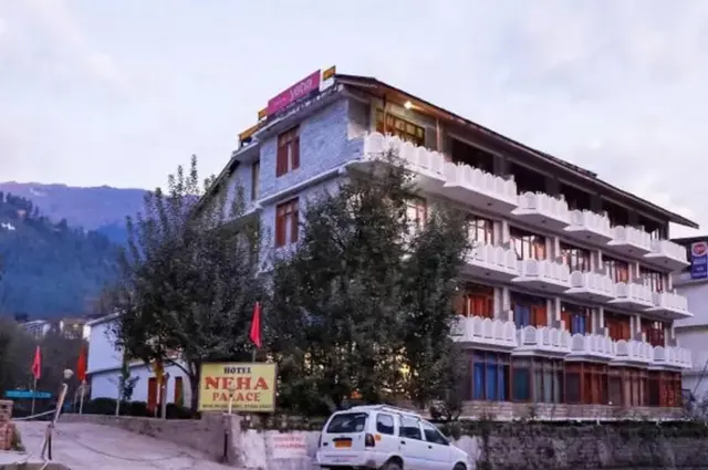 Hotel Neha Palace