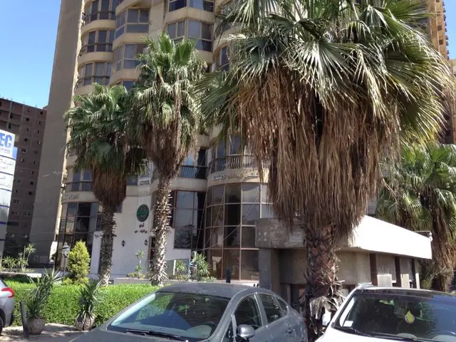 Sultan Cairo Nile Maadi