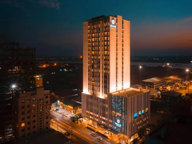 Zealax Hotel Residence