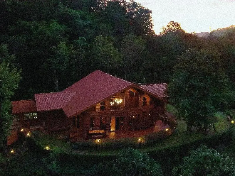 Nuyu Khaoyai