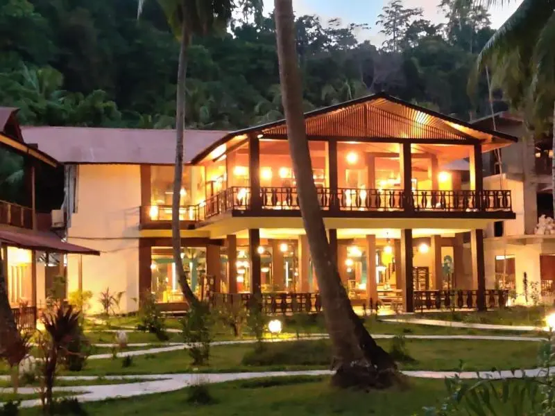 Silver Sand Beach Resort